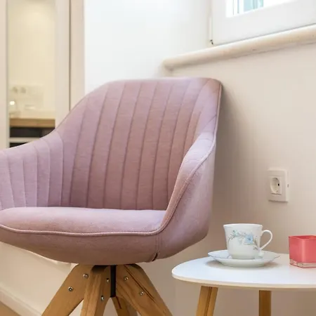 Guest house Luxury In The Center Of - Maniva 4*