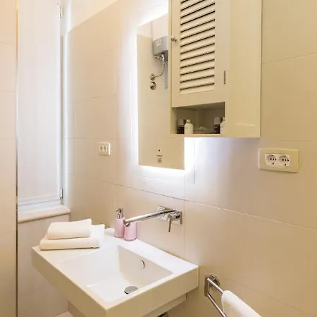Maniva Old Town Luxury Rooms - Prime Spot By Riva Promenade Guest house Split
