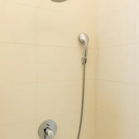 Maniva Old Town Luxury Rooms - Prime Spot By Riva Promenade 4*