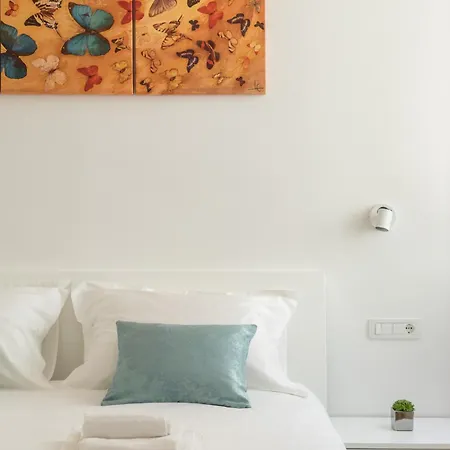 Guest house Maniva Old Town Luxury Rooms - Prime Spot By Riva Promenade